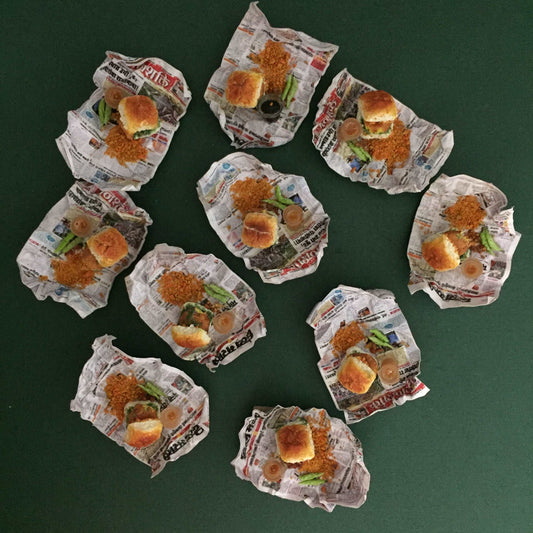 Mumbai Vadapav Cutting Chai Indian Miniature Food Magnet