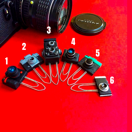 Miniature Retro Camera Planner N Paper Pins
