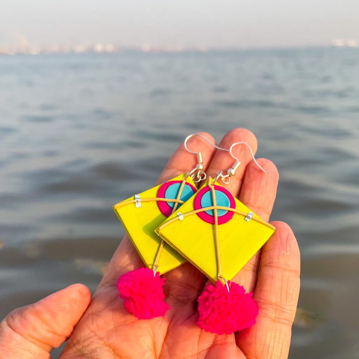 Boucles d’oreilles miniatures cerfs-volants volants