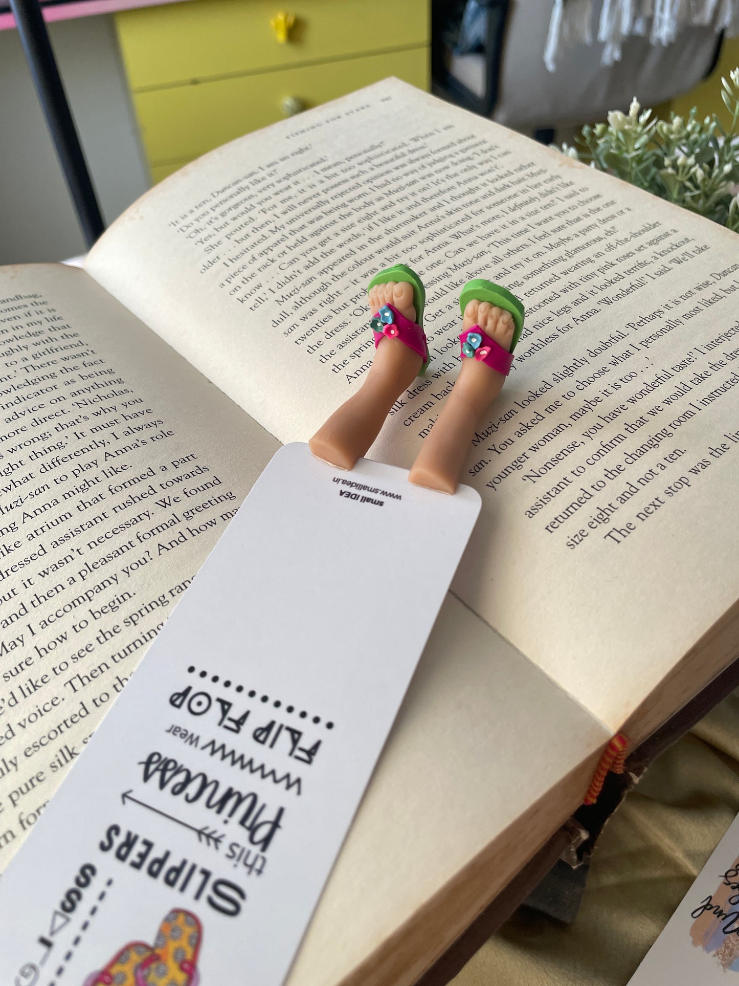 Flip Flop Lovers Handmade Miniature Leggy Bookmark