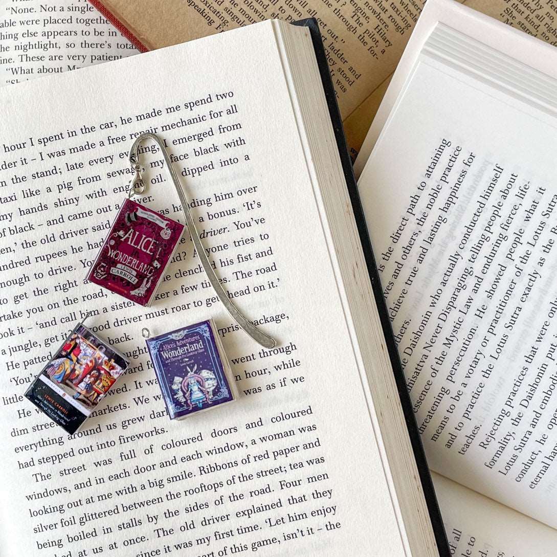 Alice In Wonderland Miniature Book Hook Bookmark 