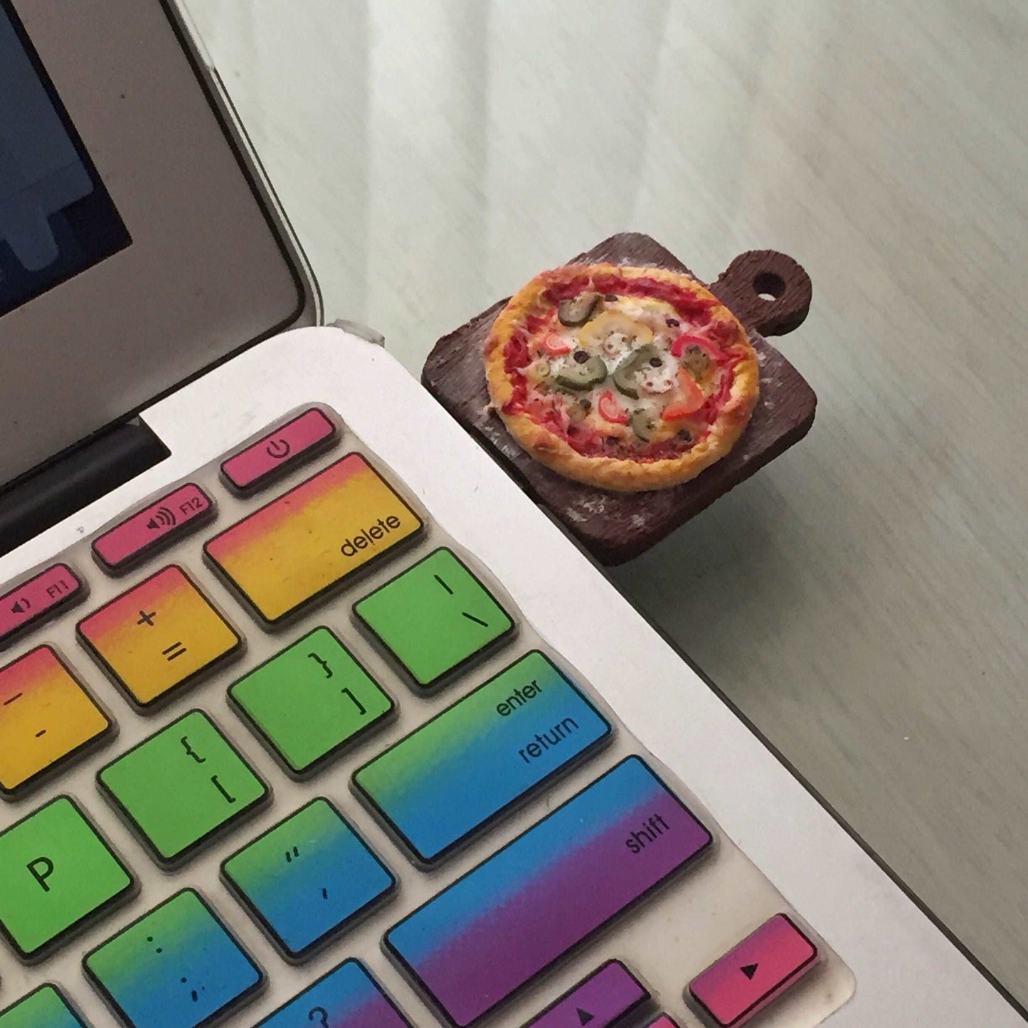 Pizza Miniature 8GB Novelty Pen Drive