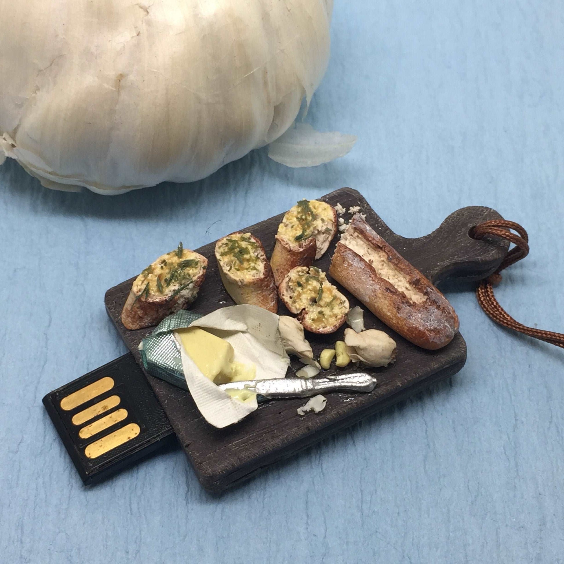 Garlic Bread Miniature Board Pen Drive
