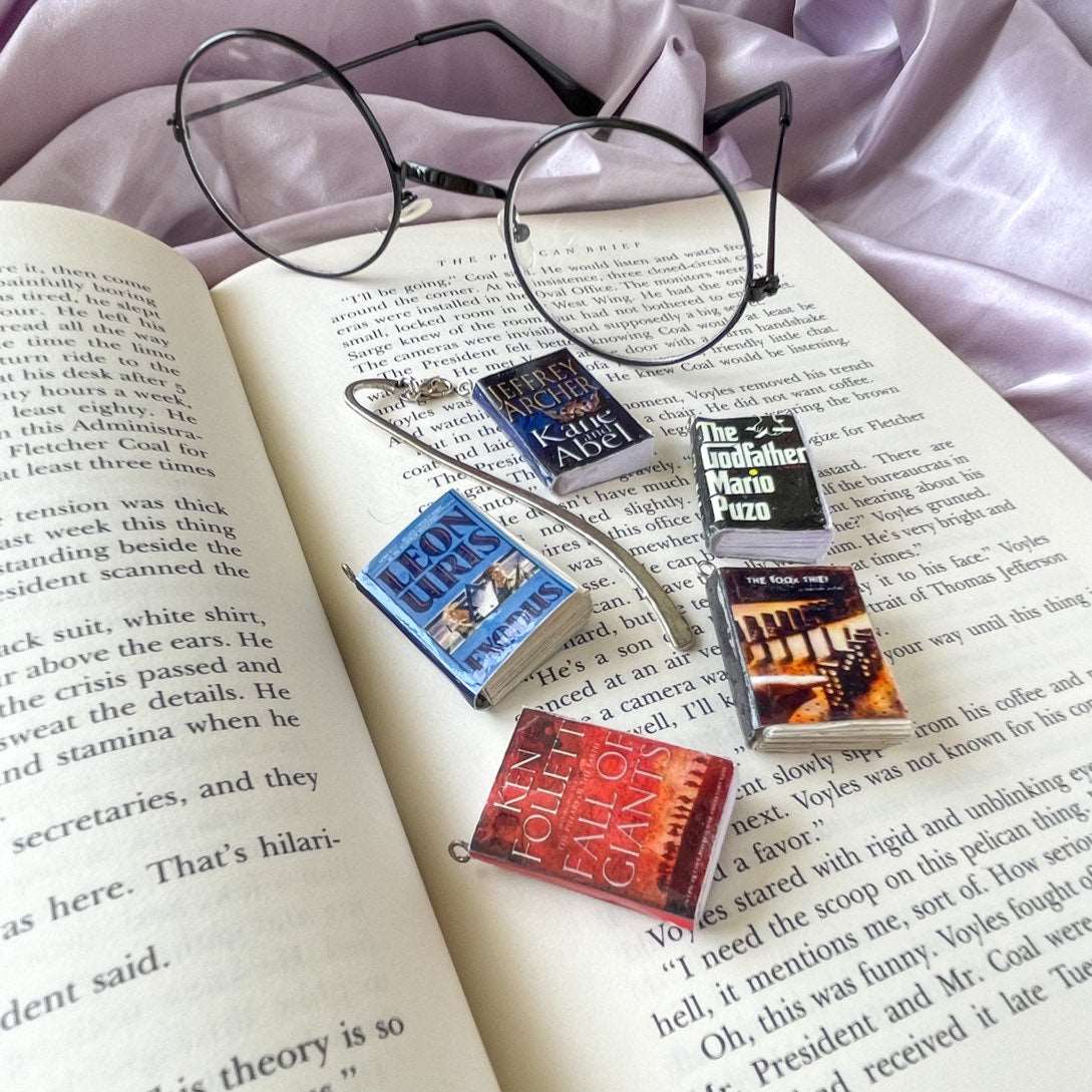Bestseller Fiction Novel Miniature Book Hook Bookmark