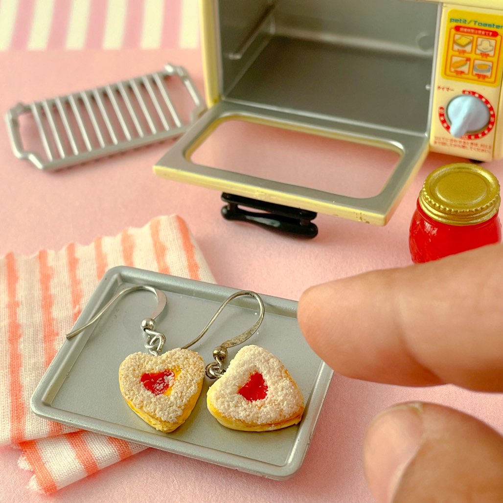 Linzer Hearts Cookie Mini Food Earrings