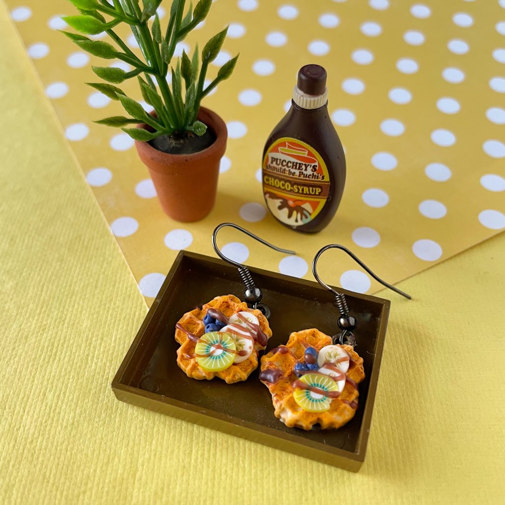 Flower Waffle Mini Banana Kiwi Earrings