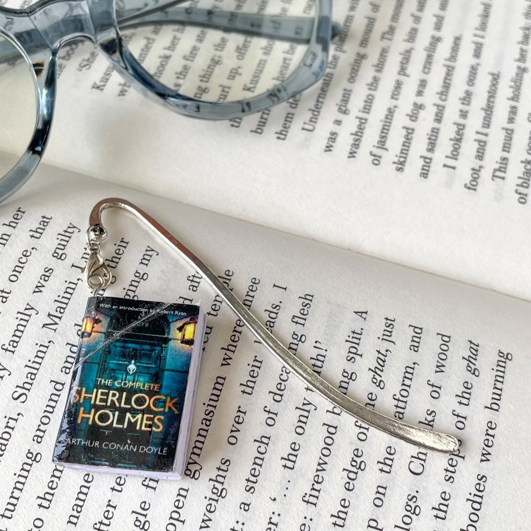 Sherlock Holmes Miniature Book Hook Bookmark