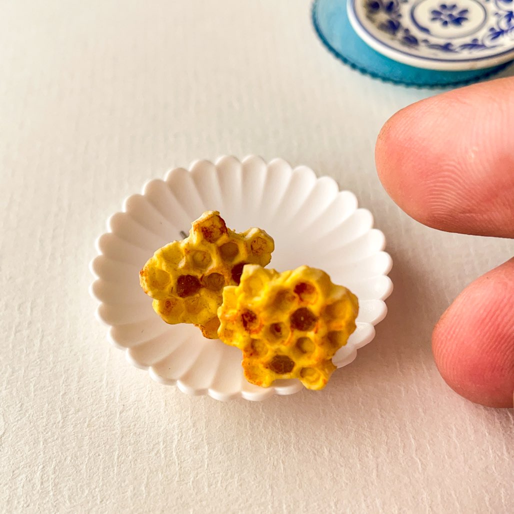 Yellow Honeycomb Miniature Ear Studs