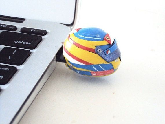 F1 Helmet (2010) Miniature Novelty Pen Drive