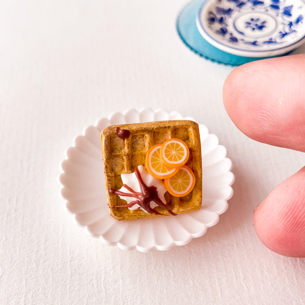 Square Waffle With Mini Citrus Fruit Lapel Brooch Pin