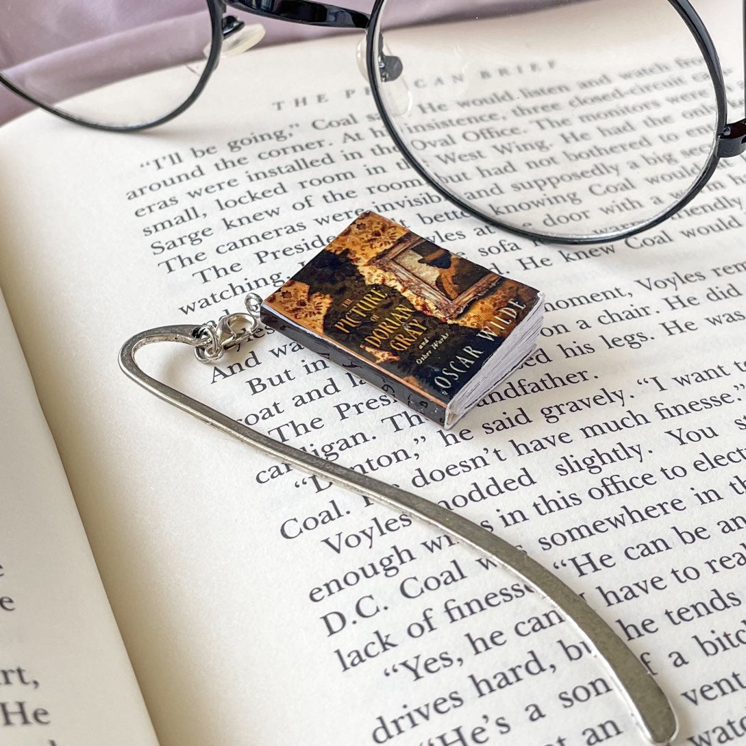 L’image de Dorian Gray Miniature Book Hook Marque-page