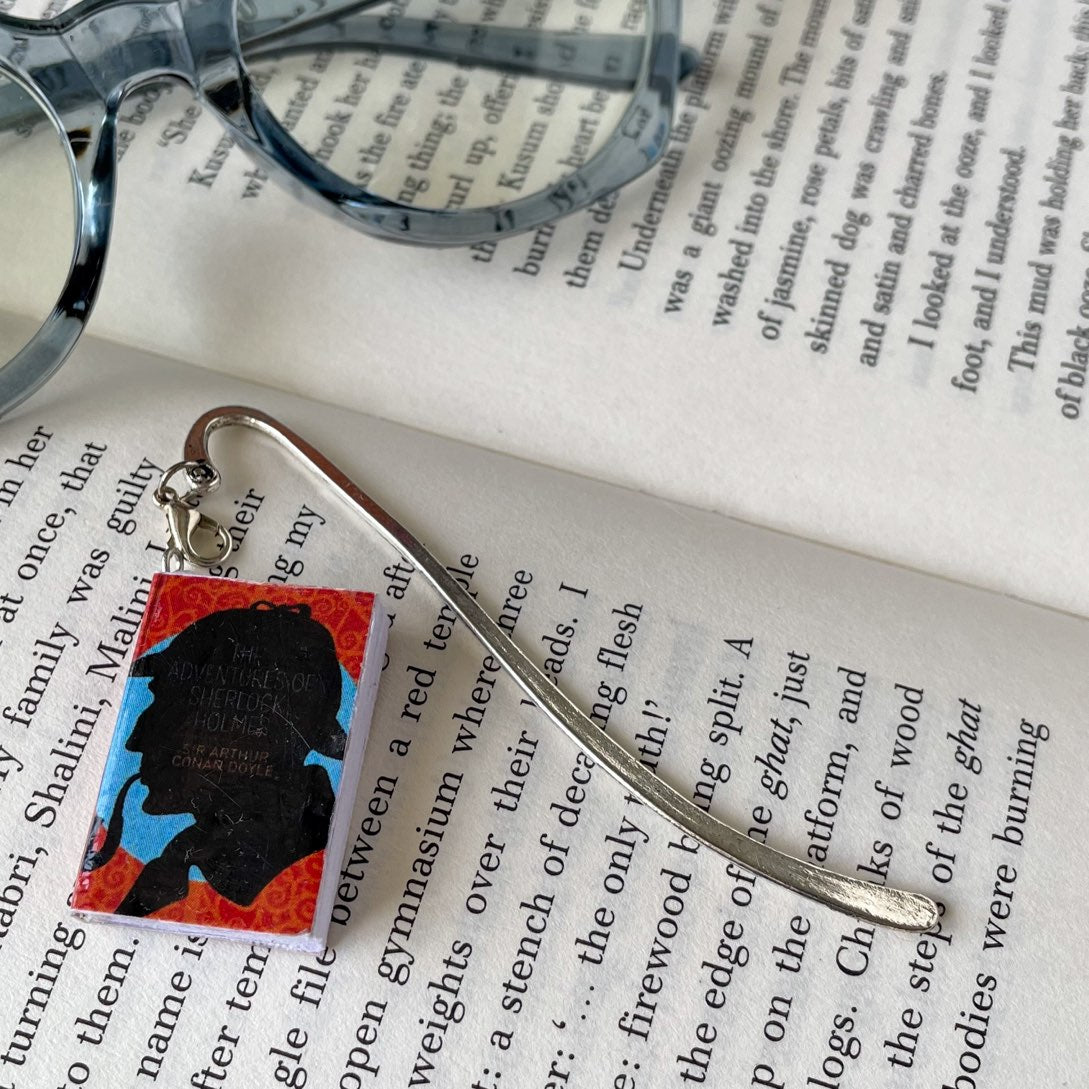 Sherlock Holmes Miniature Book Hook Bookmark